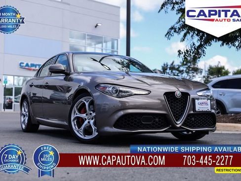 Used 2019 Alfa Romeo Giulia Ti Sport w/ Quick Order Package 22S Sport AWD/4WD image 1
