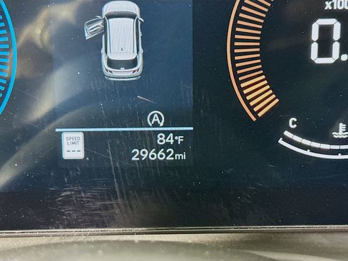 Used 2025 Hyundai Tucson SEL FWD image 19