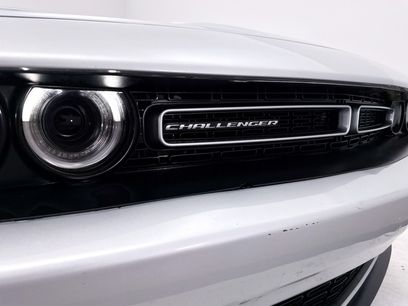 Used 2019 Dodge Challenger SXT