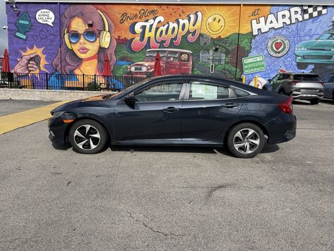 Used 2019 Honda Civic LX image 2