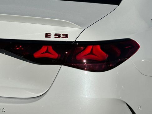 New 2026 Mercedes-Benz E 53 AMG e 4MATIC Sedan image 13