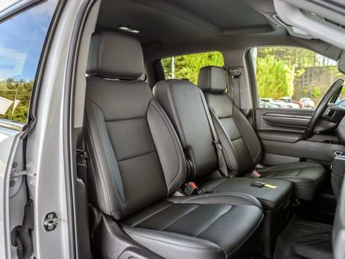 Used 2024 Chevrolet Silverado 2500 LTZ AWD/4WD image 35