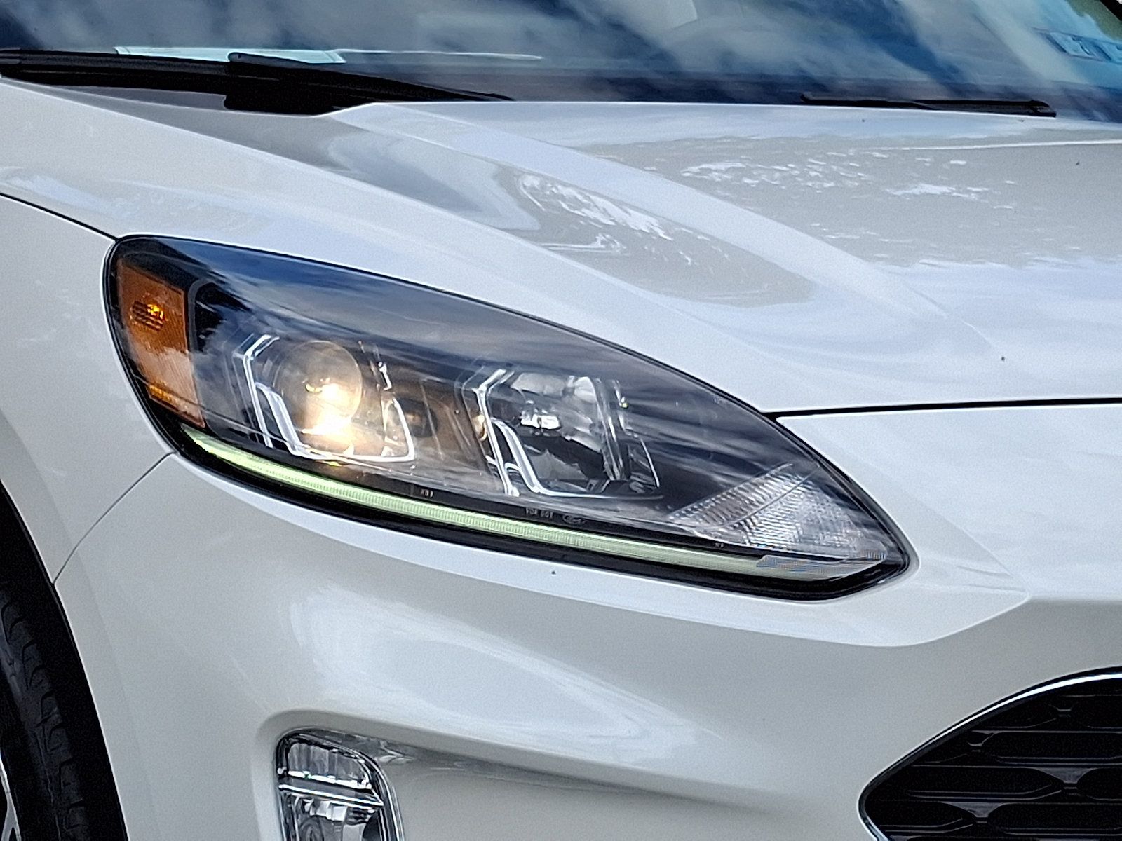 Certified 2021 Ford Escape SEL FWD image 9