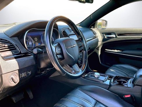 Certified 2021 Chrysler 300 S image 19