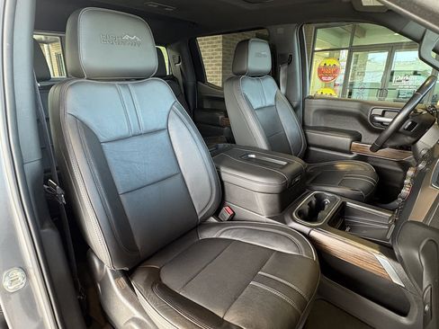 Used 2020 Chevrolet Silverado 1500 High Country AWD/4WD image 34
