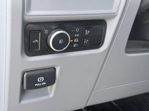 Used 2023 Ford F150 XLT AWD/4WD image 16
