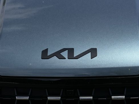 New 2026 Kia Carnival SX Prestige FWD image 12