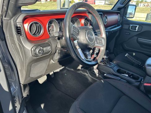 Used 2021 Jeep Wrangler Unlimited Rubicon AWD/4WD image 11