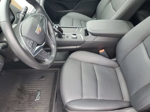 Used 2023 Cadillac XT5 Premium Luxury w/ LPO, Floor Liner Package AWD/4WD image 12