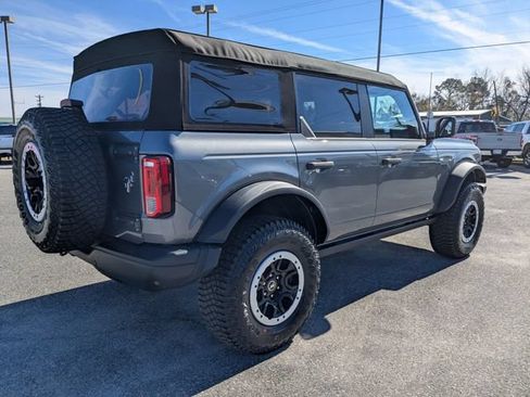 New 2024 Ford Bronco Black Diamond w/ Sasquatch Package AWD/4WD image 4