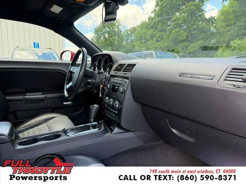 Used 2009 Dodge Challenger R/T RWD image 14