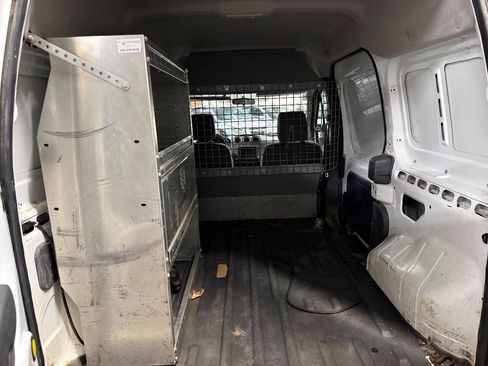 Used 2013 Ford Transit Connect XLT image 10