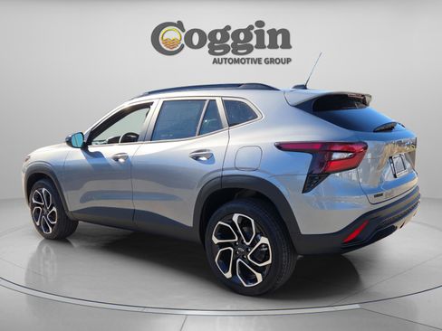 New 2026 Chevrolet Trax RS w/ Driver Confidence Package image 4