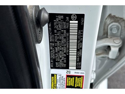 Certified 2023 Toyota Camry SE image 32