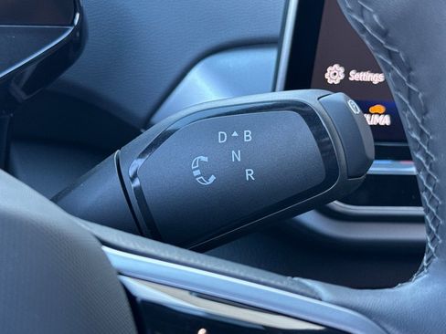New 2025 Volkswagen ID.4 Pro image 22