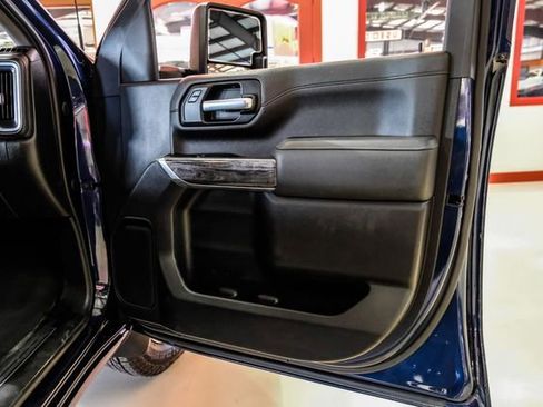 Used 2023 Chevrolet Silverado 3500 LTZ w/ Gooseneck/5TH Wheel Package image 40