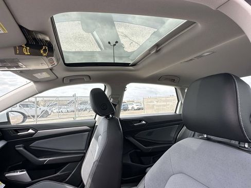 New 2026 Volkswagen Jetta SE image 15