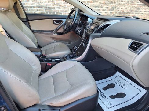 Used 2014 Hyundai Elantra Limited image 13