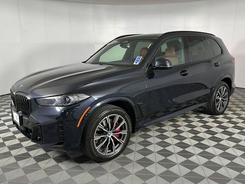 Used 2024 BMW X5 xDrive40i AWD/4WD image 4