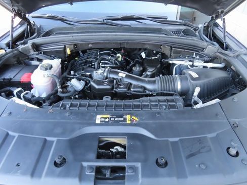 Used 2023 Jeep Grand Cherokee Altitude image 12