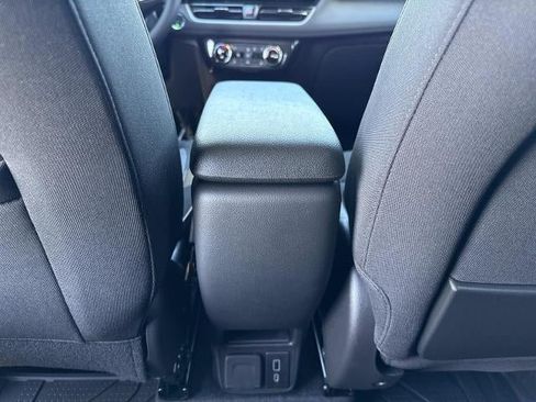 Used 2026 Chevrolet TrailBlazer LT w/ Convenience Package FWD image 16
