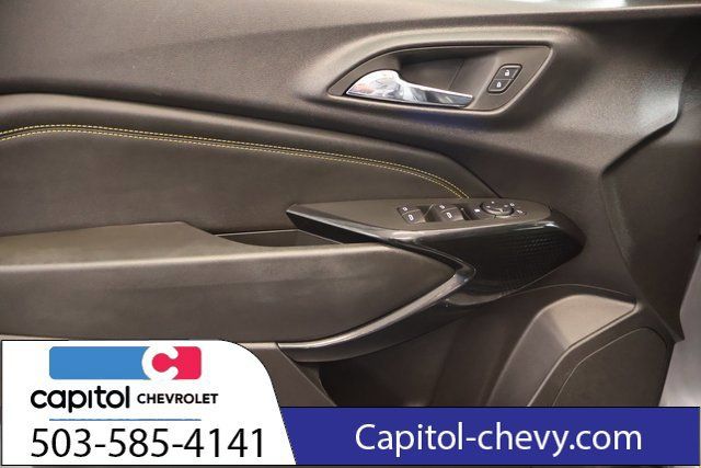 Used 2025 Chevrolet Trax LT FWD image 10