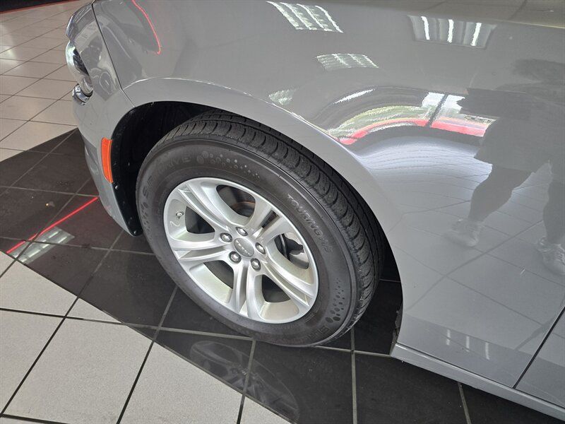 Used 2023 Dodge Charger SXT RWD image 28