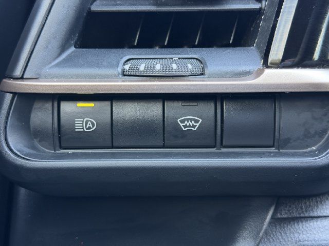 Used 2023 Toyota Crown AWD/4WD image 21