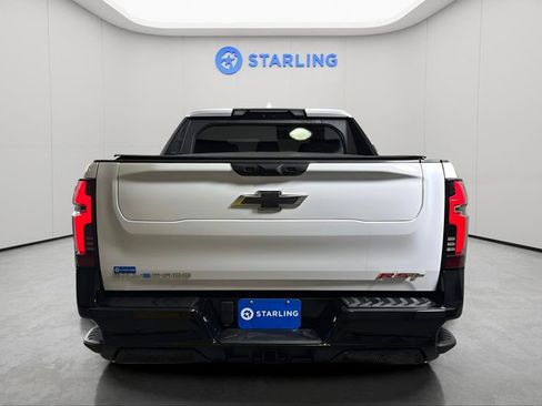 Used 2024 Chevrolet Silverado EV RST image 7