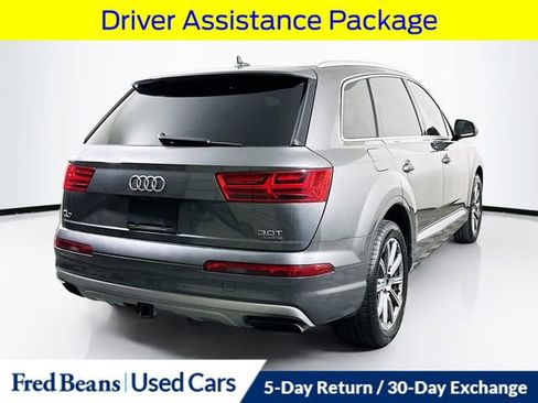 Used 2018 Audi Q7 3.0T Premium Plus w/ Premium Plus Package AWD/4WD image 9