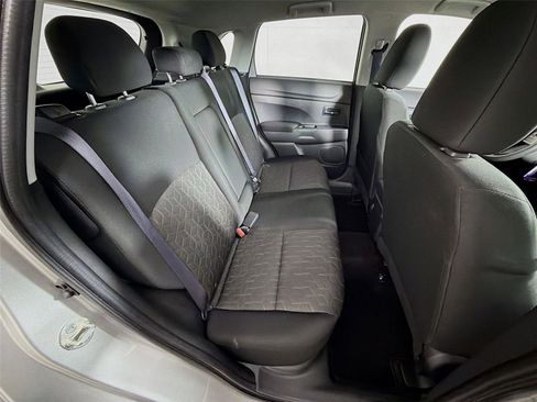 Used 2025 Mitsubishi Outlander Sport AWD image 26