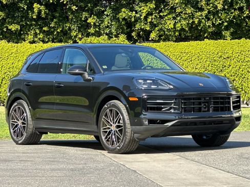 New 2026 Porsche Cayenne image 10