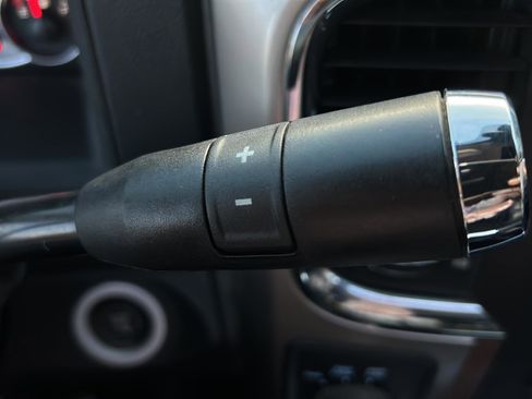 Used 2014 RAM 3500 Laramie image 26