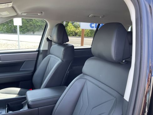 Certified 2024 Hyundai Santa Fe SEL AWD/4WD image 19