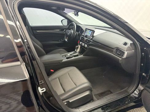 Used 2022 Honda Accord Sport image 14
