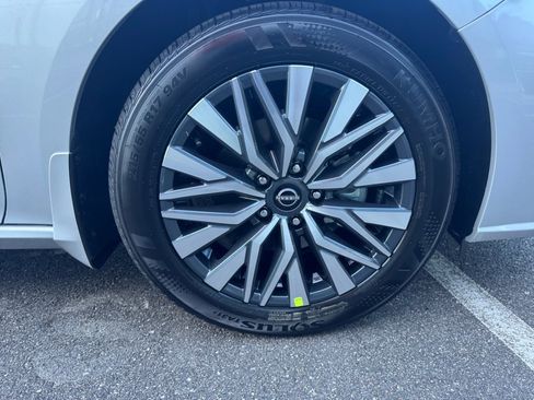 New 2025 Nissan Altima 2.5 SV w/ SV Premium Package image 25