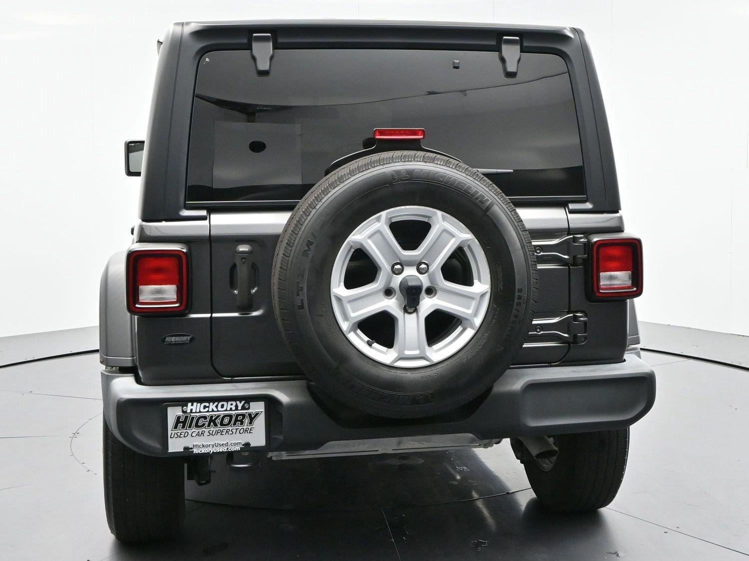 Used 2022 Jeep Wrangler Unlimited Sport AWD/4WD image 6