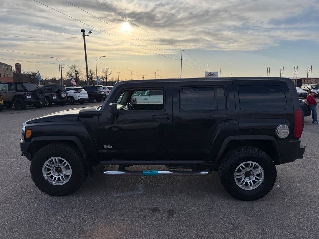 Used 2008 HUMMER H3 AWD/4WD image 4