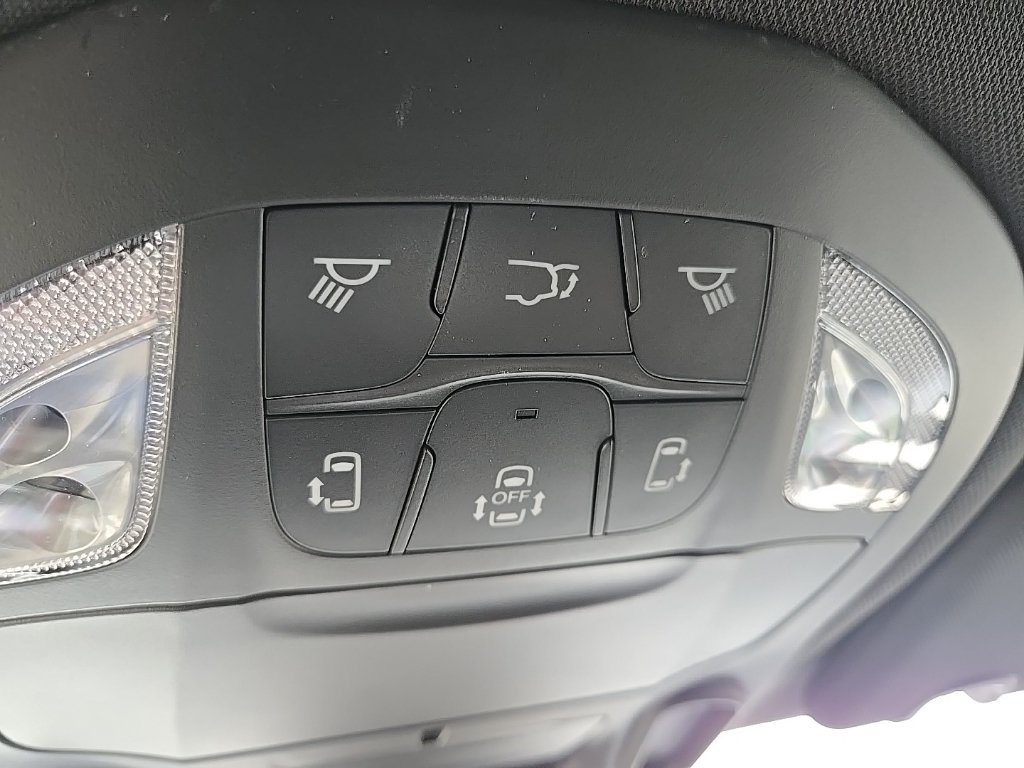 New 2026 Chrysler Pacifica Select w/ S Appearance Package FWD image 67