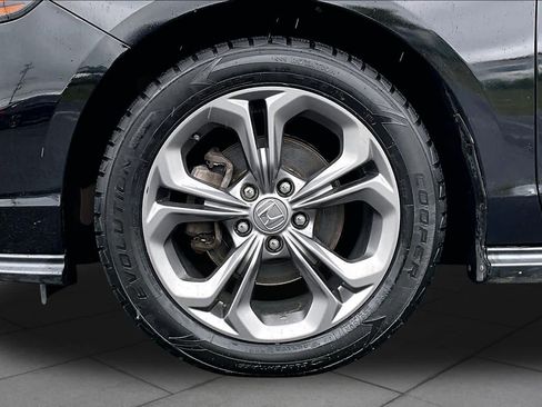 Used 2023 Honda Accord EX image 12