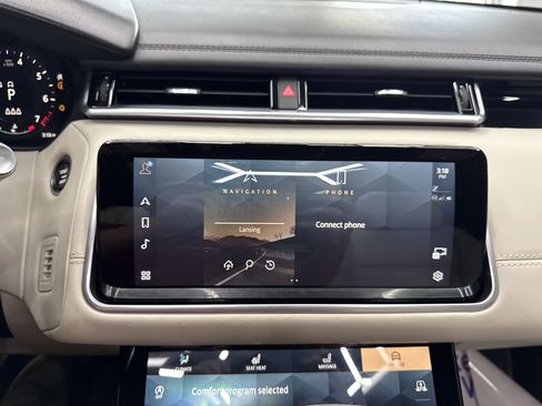 Used 2021 Land Rover Range Rover Velar R-Dynamic HSE AWD/4WD image 16