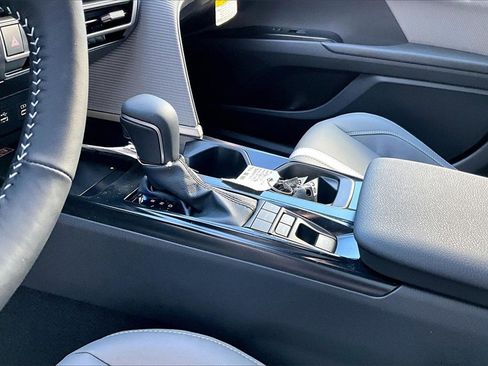 New 2026 Toyota Camry SE w/ Convenience Package image 16