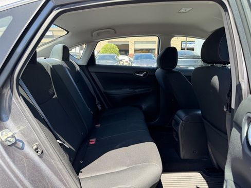 Used 2019 Nissan Sentra S w/ Appearance Package FWD image 13