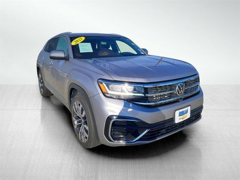 Used 2021 Volkswagen Atlas Cross Sport SEL Premium image 3