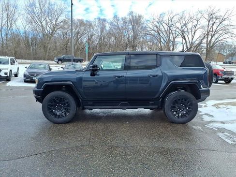 New 2026 GMC Hummer EV SUV image 7
