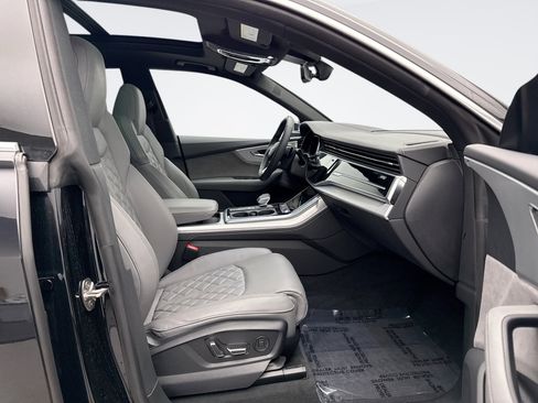 Used 2021 Audi SQ8 Prestige w/ Prestige Package image 19