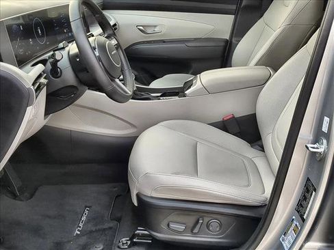 Used 2026 Hyundai Tucson SEL image 17