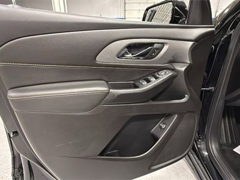 Certified 2020 Chevrolet Traverse LT w/ LPO, Floor Liner Package image 11