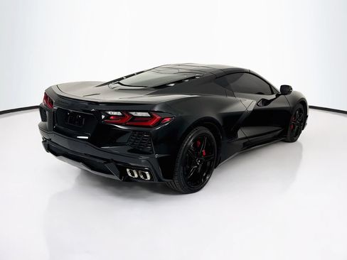 Used 2021 Chevrolet Corvette Stingray Coupe w/ Body-Color Dual Roof Package RWD image 5
