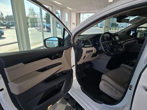 Used 2020 Honda Odyssey Elite image 18